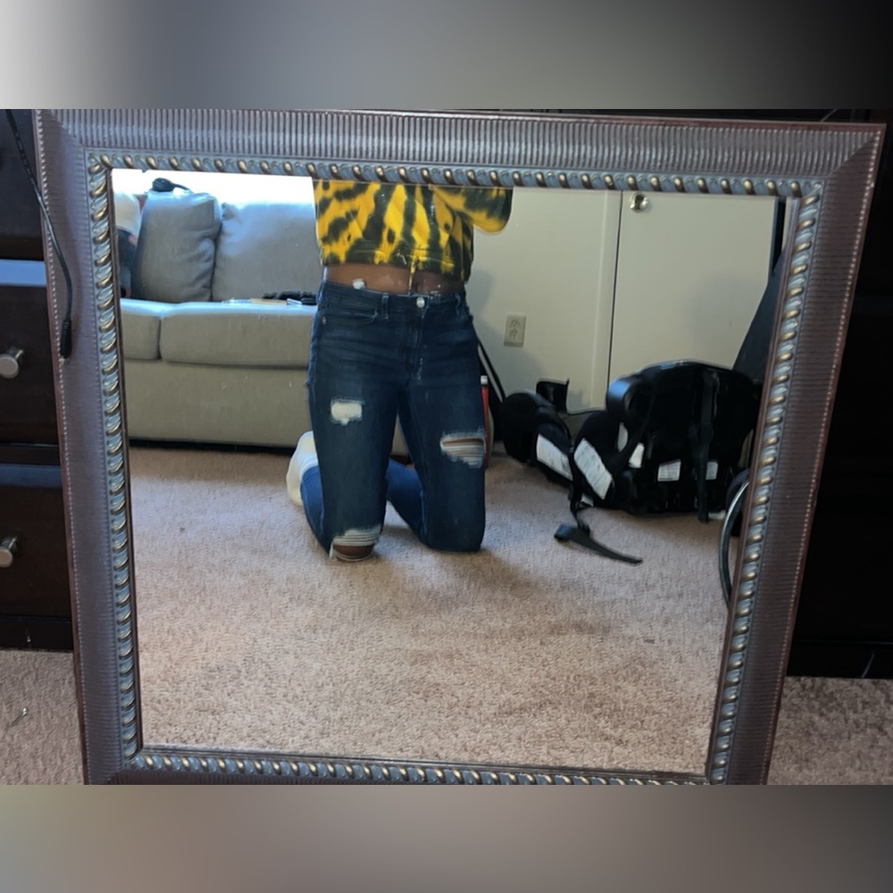 Nice size mirror.